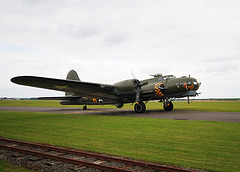 B-17 taxi