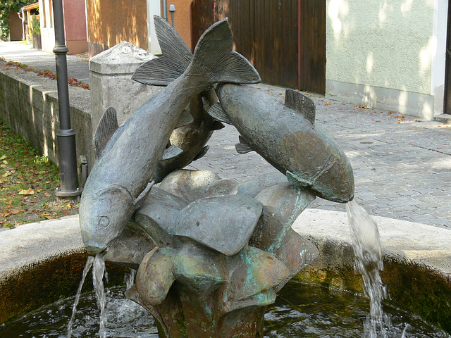 Fischbrunnen in Kallmünz