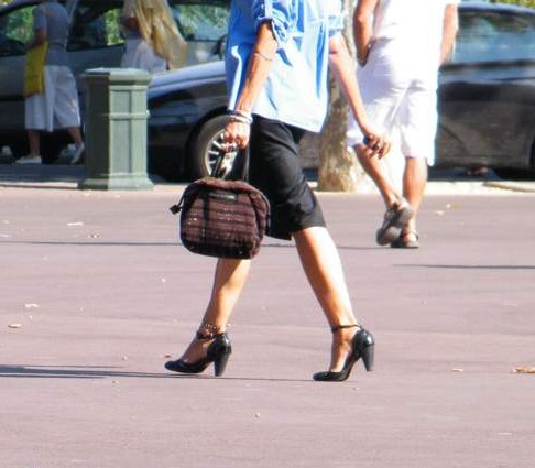 Claudette photographe: Galbes sexy et talons hauts / Sexy gait in high heels
