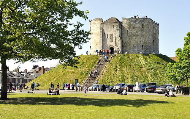 York castle (Clifford's tower).