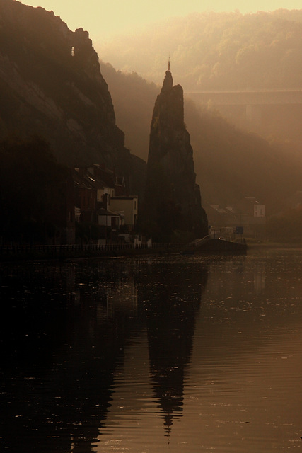 Proche de Dinant (B)