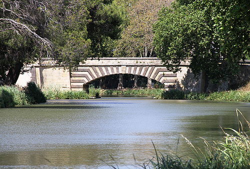 Pont en amont du Somail