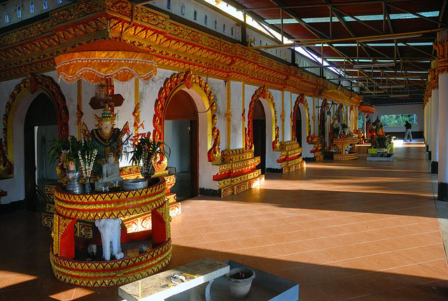 Inside Wat Wang Wiwekaram