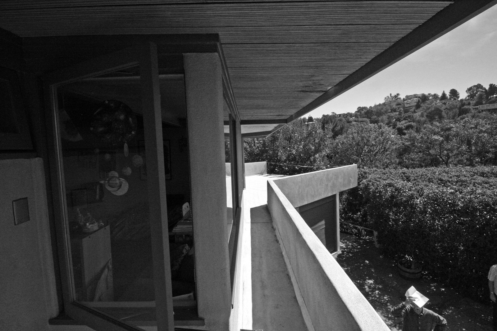 The Gold House 10-10-10 (7713A)