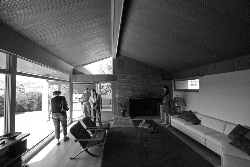 The Gold House 10-10-10 (7714A)