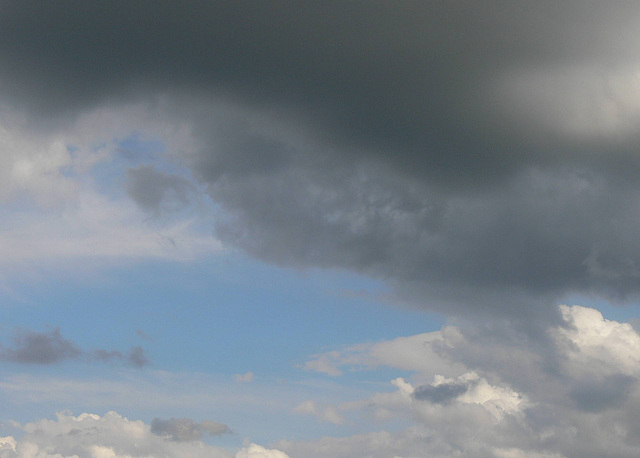 Wolken und Himmel 2010-08-03