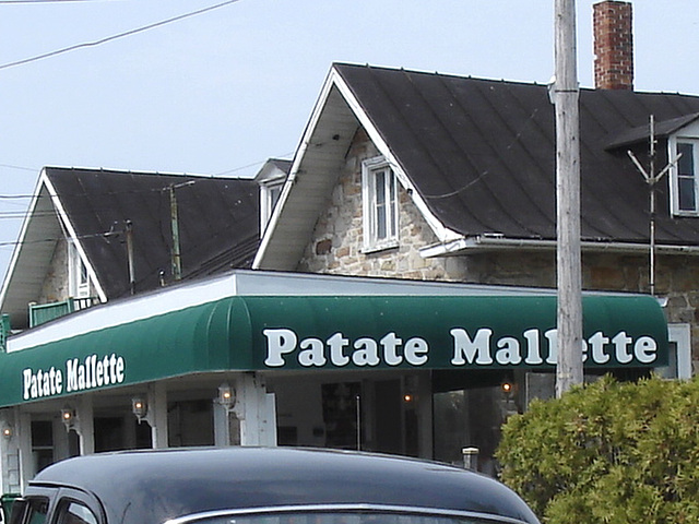 Patate Mallette et Meteor / Beauharnois, Québec. CANADA. 1er mai 2010