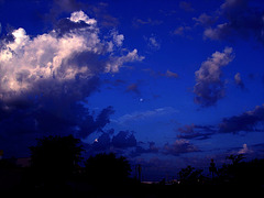 Ciel et nuages  / Sky and clouds - Hillsboro, Texas. USA. 28 juin 2010 - Effet de nuit