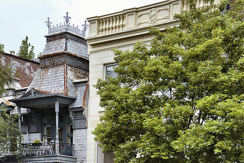 Gingerbread – Saint-Denis Street, Montréal, Québec