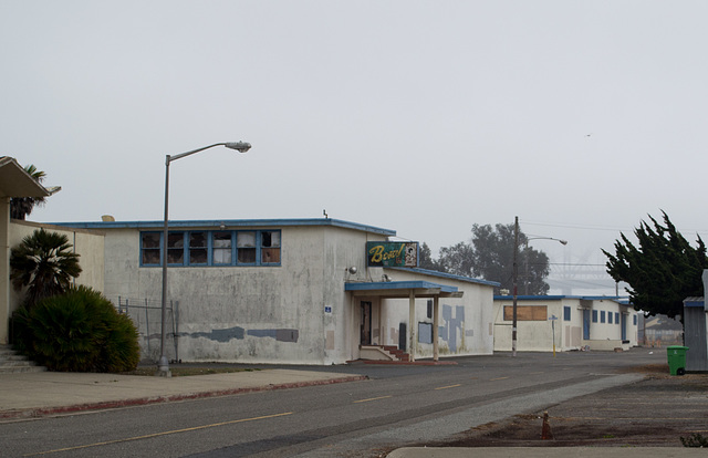 Treasure Island Naval Base bowling (1005)