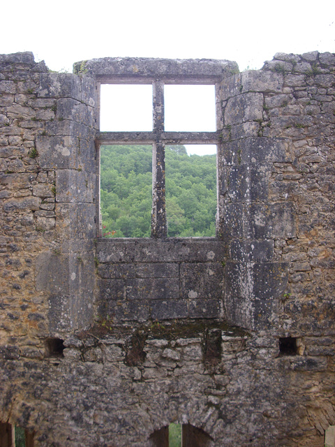 Château de Bonaguil - pas besoin de laver les carreaux!