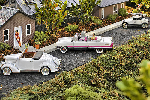 Hanging Out at the Greenhouse – Garden Railway, Brookside Gardens