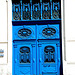 porte bleue