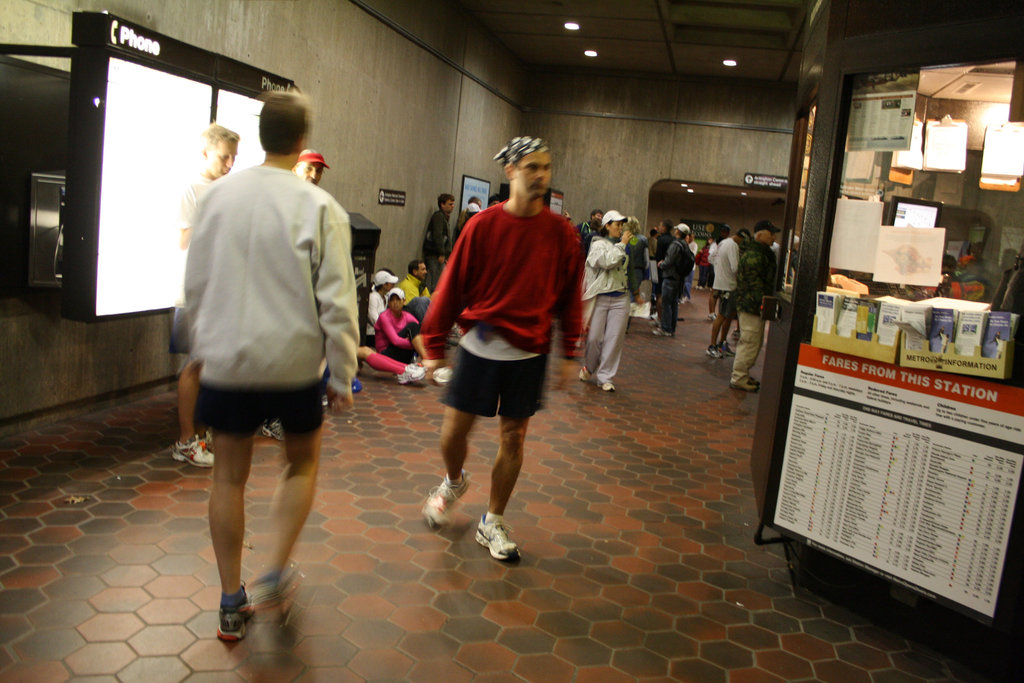 26.WMATA.ArlingtonCemetery.VA.25October2009