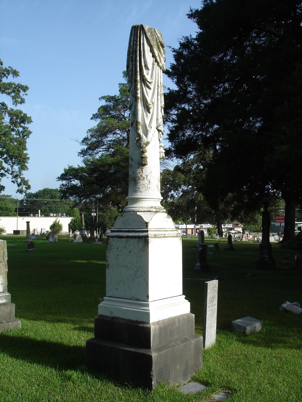 Le cimetière de Bastrop / Bastrop's cemetery -  Louisiane, USA. 8 juillet 2010.