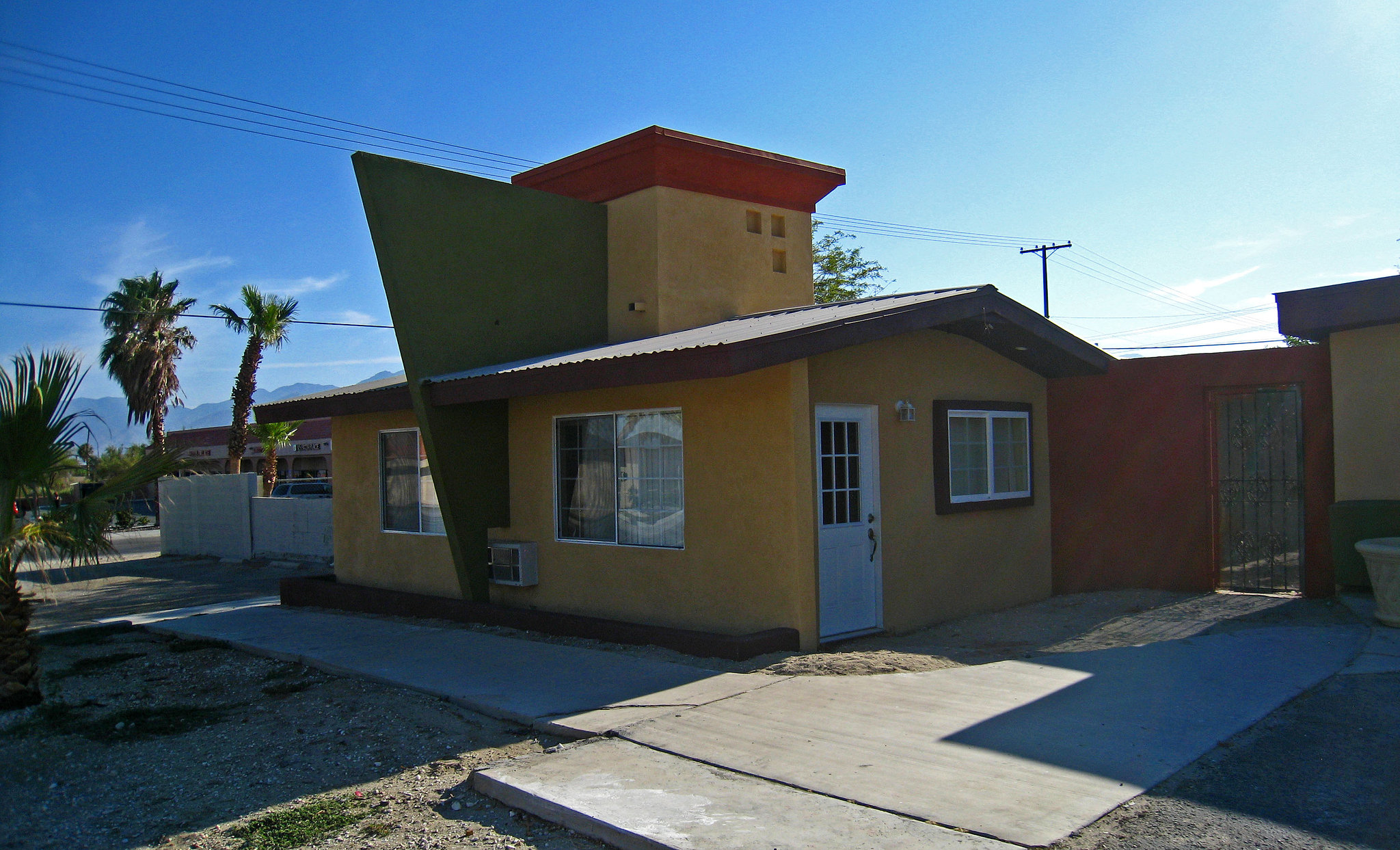 Palm & Ironwood (6009)