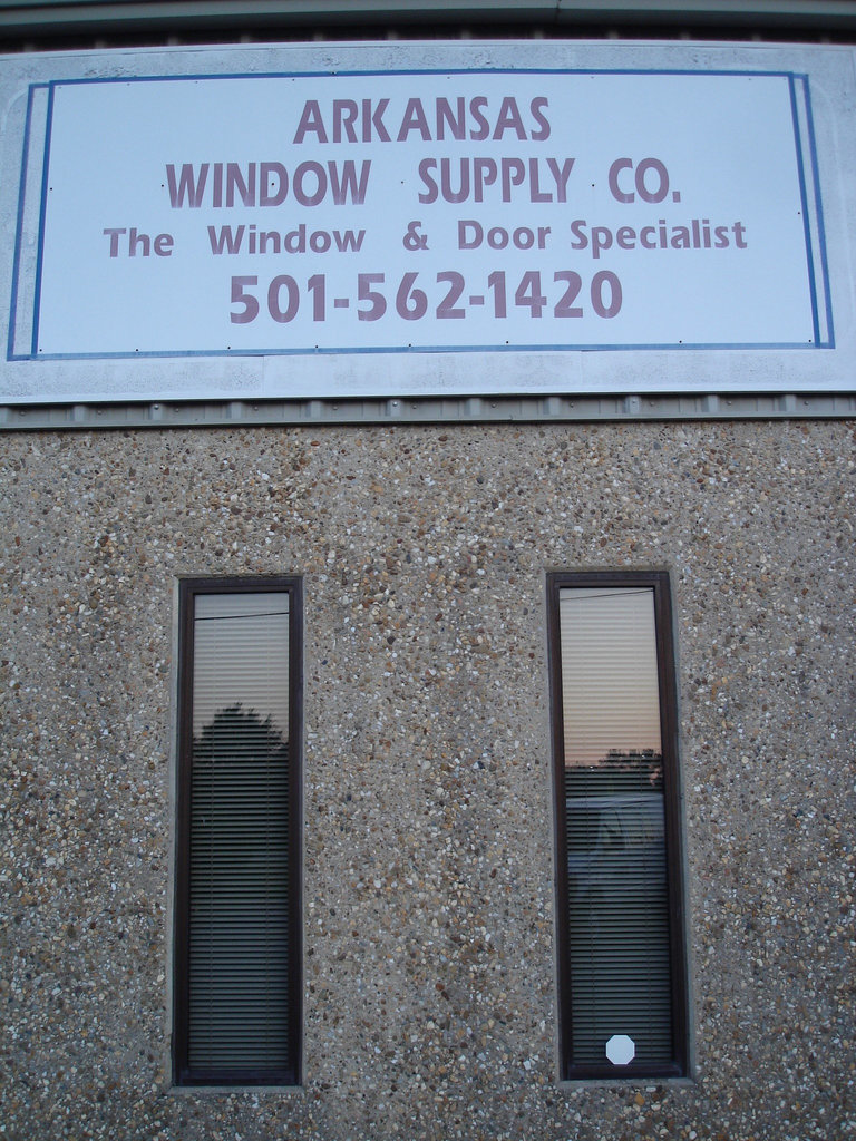 Southern ice building / Hillsboro, Texas. USA - 27 juin 2010