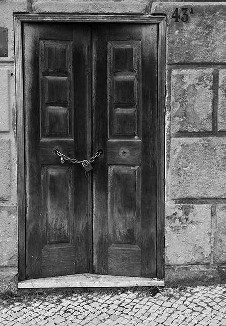 Lisbon X10 Doors 3