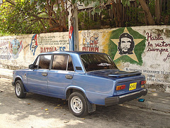 Che's victorious car