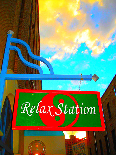 Relax station /  San Antonio, Texas. USA - 29 juin 2010. Couleurs ravivées