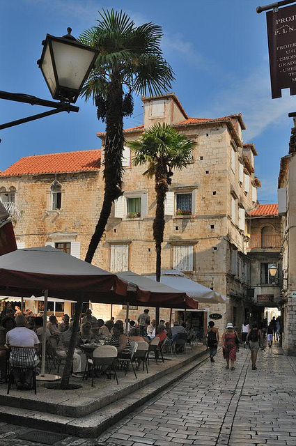 A walk in the historic city centre of Trogir