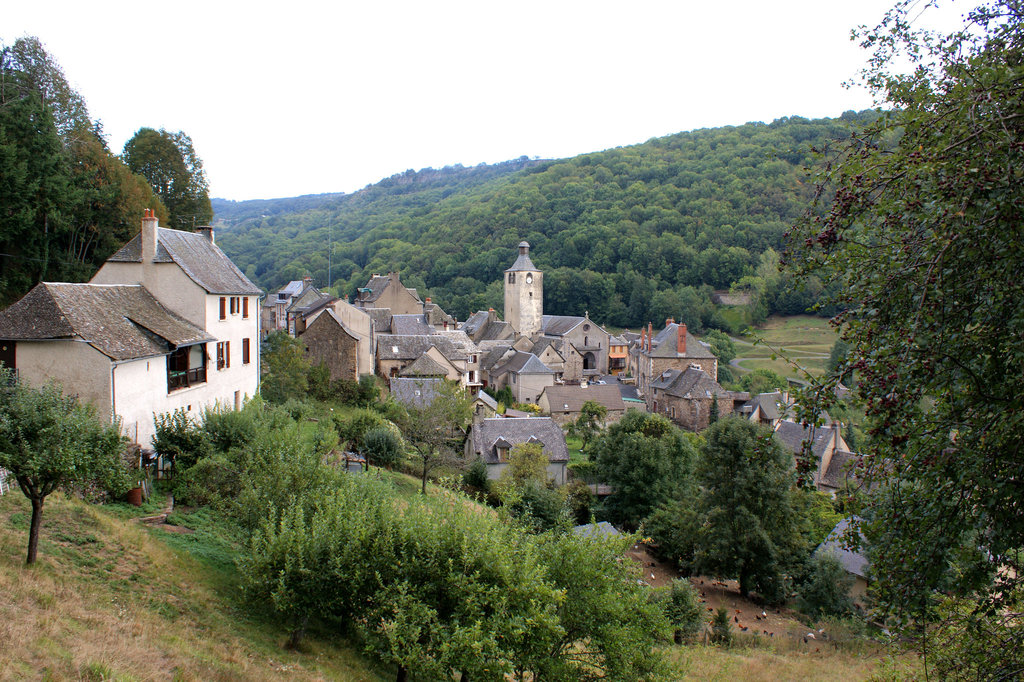 Village sur le chemin de Compostelle