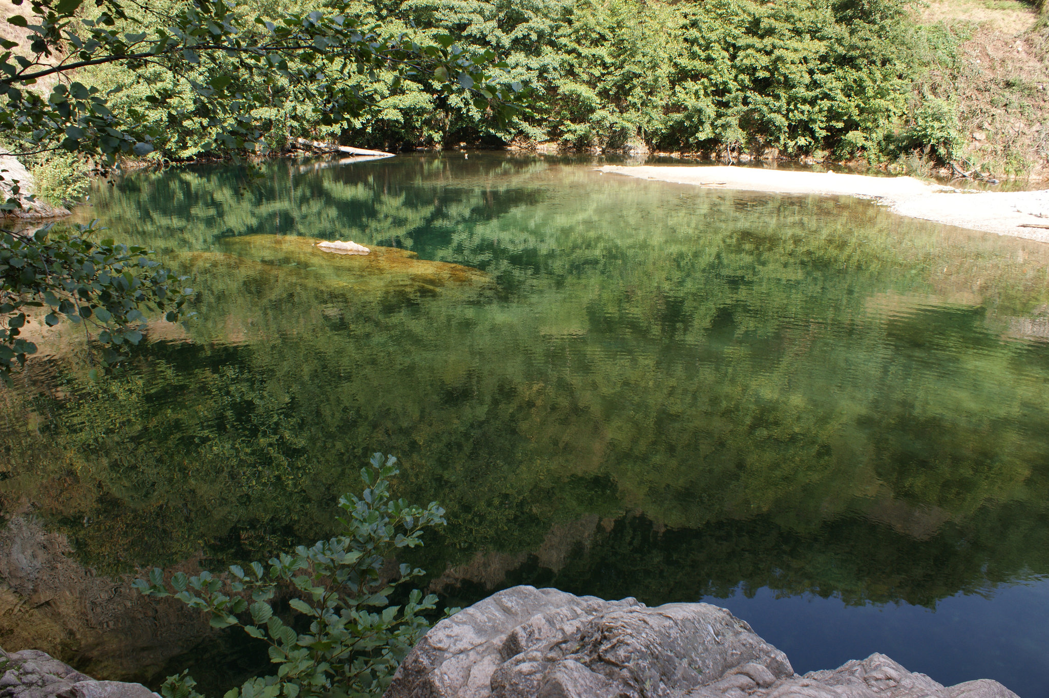 calmes reflets ....Quiet reflections ....