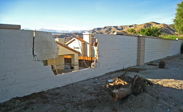 Wall Break At Rancho Del Oro (6106)