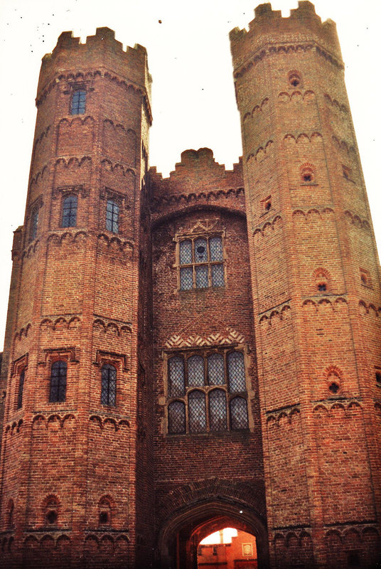 oxburgh hall , 1482, gatehouse