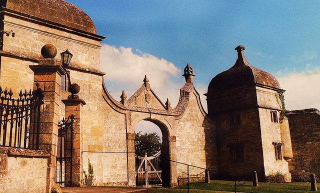 chipping campden house  1613