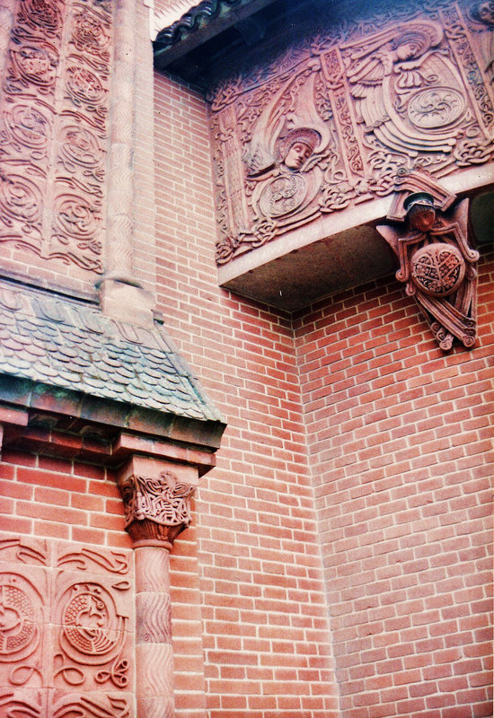 compton, watts chapel