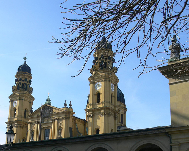 München - Theatinerkirche