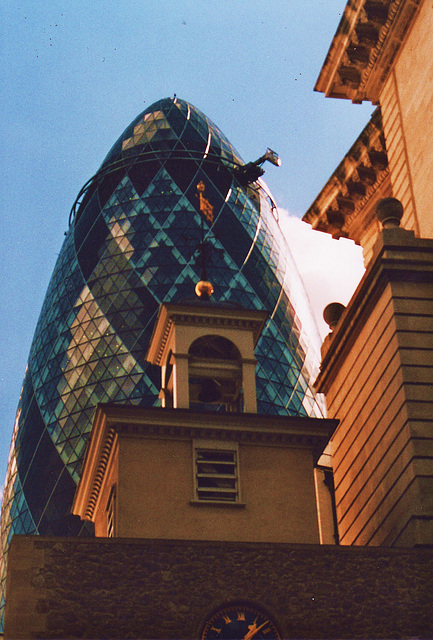 london gherkin 2004