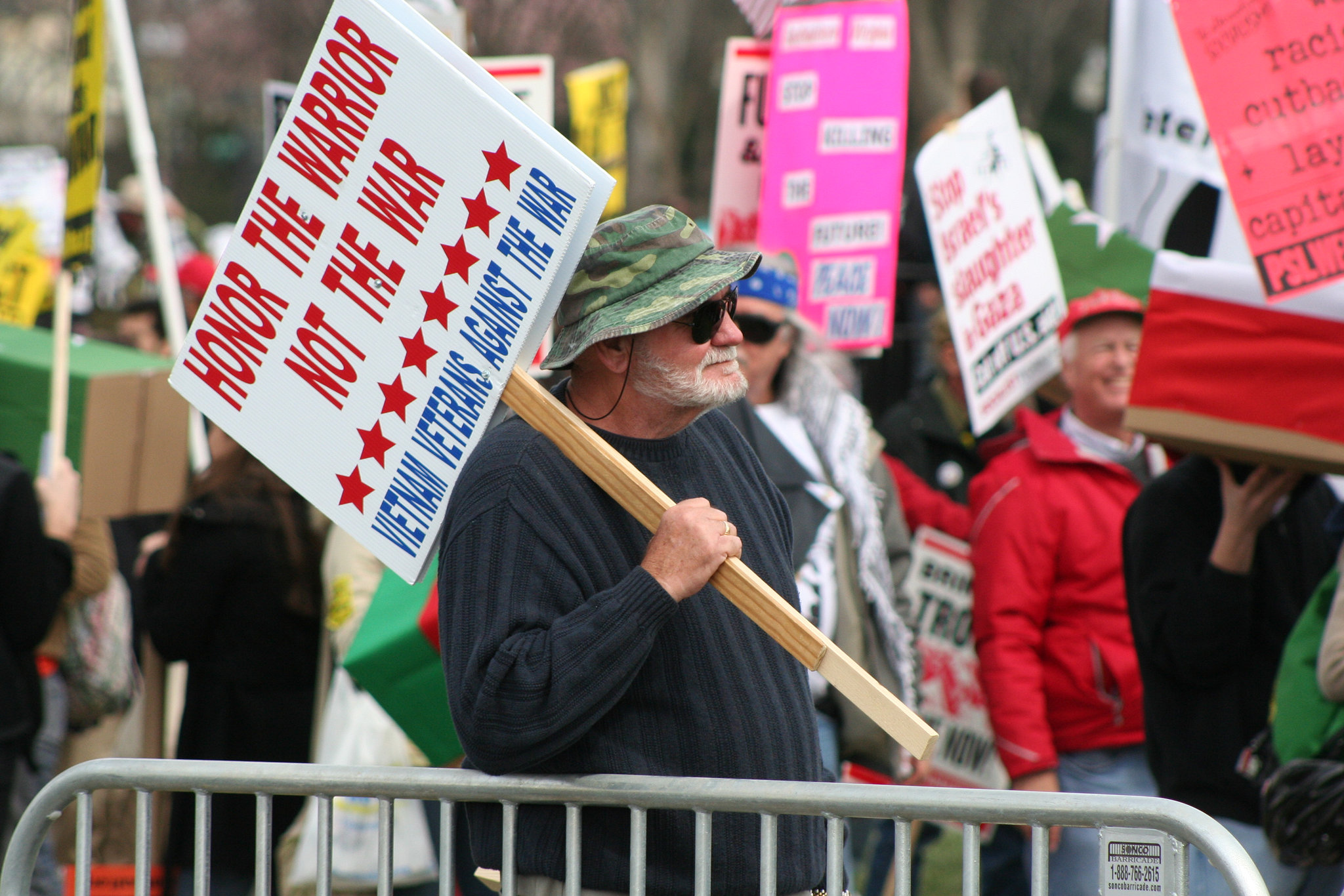 31.Assemblance.MarchOnThePentagon.WDC.21March2009