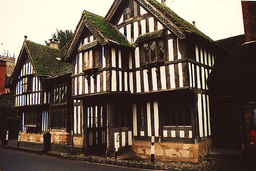 potterne , porch house, c1480