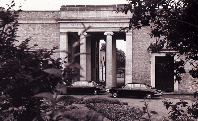 west london crematorium 1939