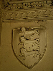 abbots langley church, herts. royal arms of england, early c19 coade stone in the porch, 1814