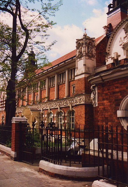 london, east ham college