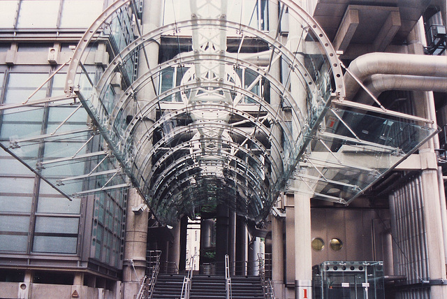 london, lloyds building 1978-86