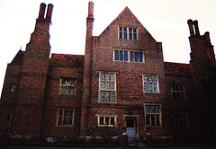 mapledurham  house 1585