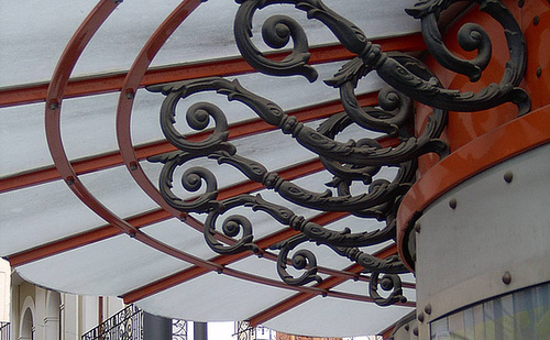 Detalle de kiosco en Plasencia (Cáceres)