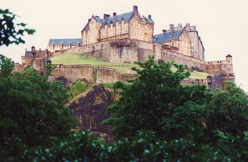 edinburgh castle c18