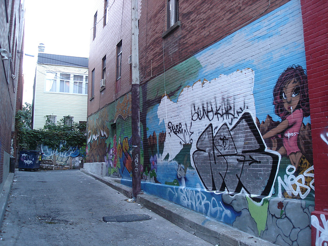 Oeuvres artistiques en perspective / Wall artwork perspective - Montréal, Québec. CANADA /  10 septembre 2010