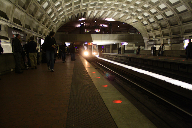 04.WMATA1.GalleryPlaceChinatown.NW.WDC.8January2010