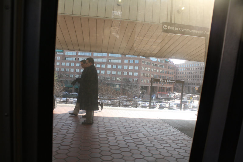 06.WMATA1.YellowLine.KingStreetStation.VA.7January2010