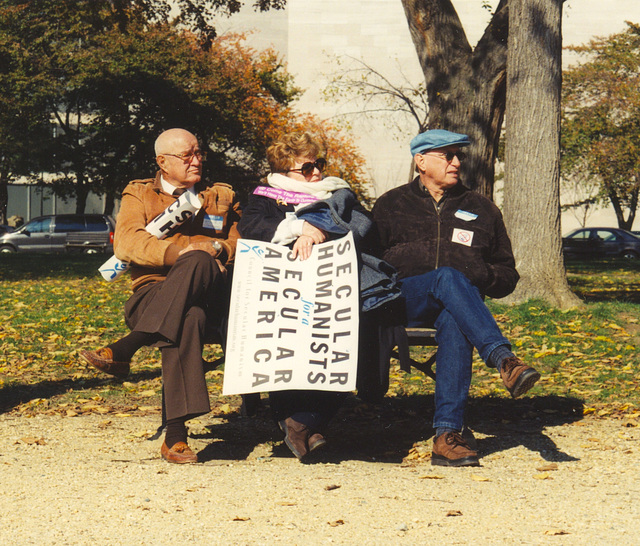 04.10a.Rally.GAMOW.WDC.2November2002