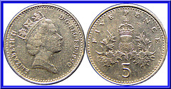 Royaume Uni 5 Pence 1990 ( 3eme Effigie Petit Module )