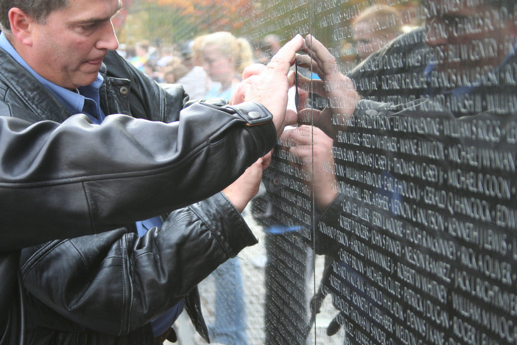 48.VietnamWarVeteransMemorial.WDC.14November2007