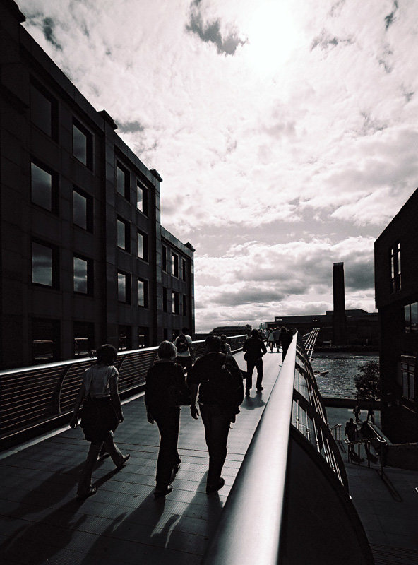 IIIc Millennium Bridge