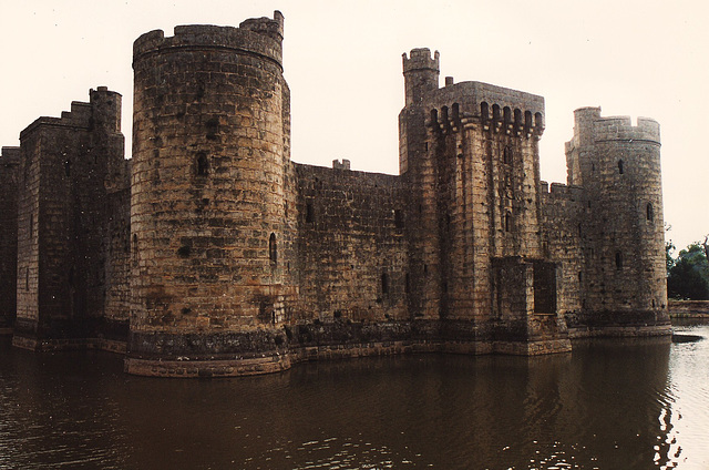 bodiam castle c.1385